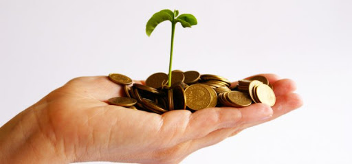 Лекарственное средство - таблетка с монетой - деньги.